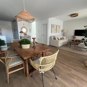  Villa Serena Homes By Livvo