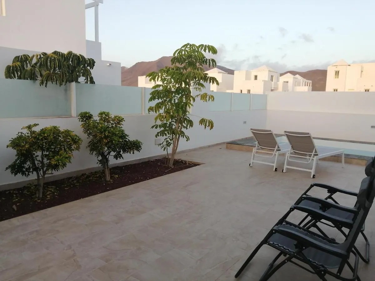 Apartamento Villa Geny Playa Blanca  España