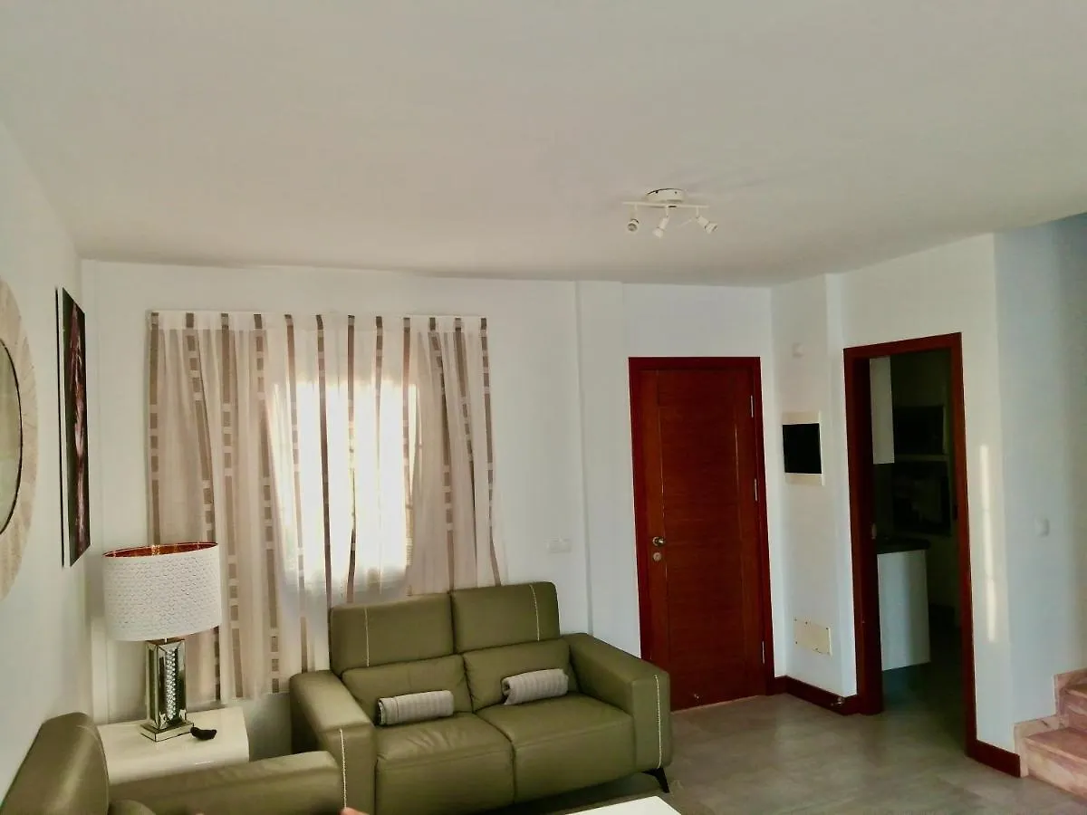 Villa Geny Playa Blanca