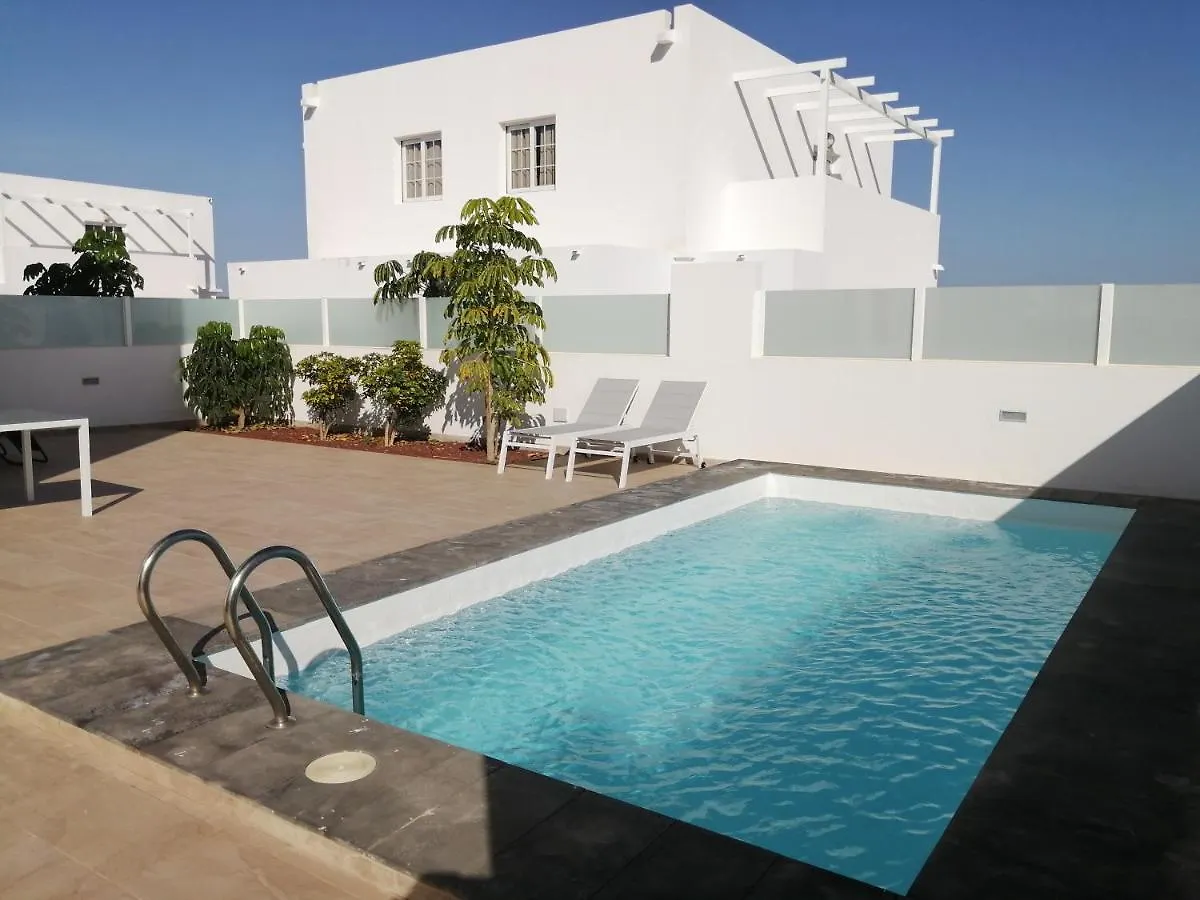 Apartamento Villa Geny Playa Blanca  España